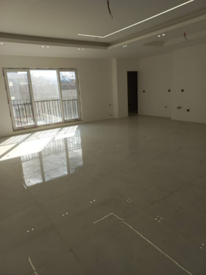 آپارتمان 145 متری سه خوابه در خیابان هراز آمل1266494687