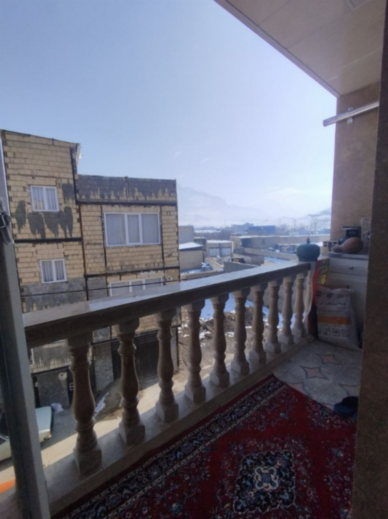 آپارتمان 130 متری یک خوابه در نامیله ملایر