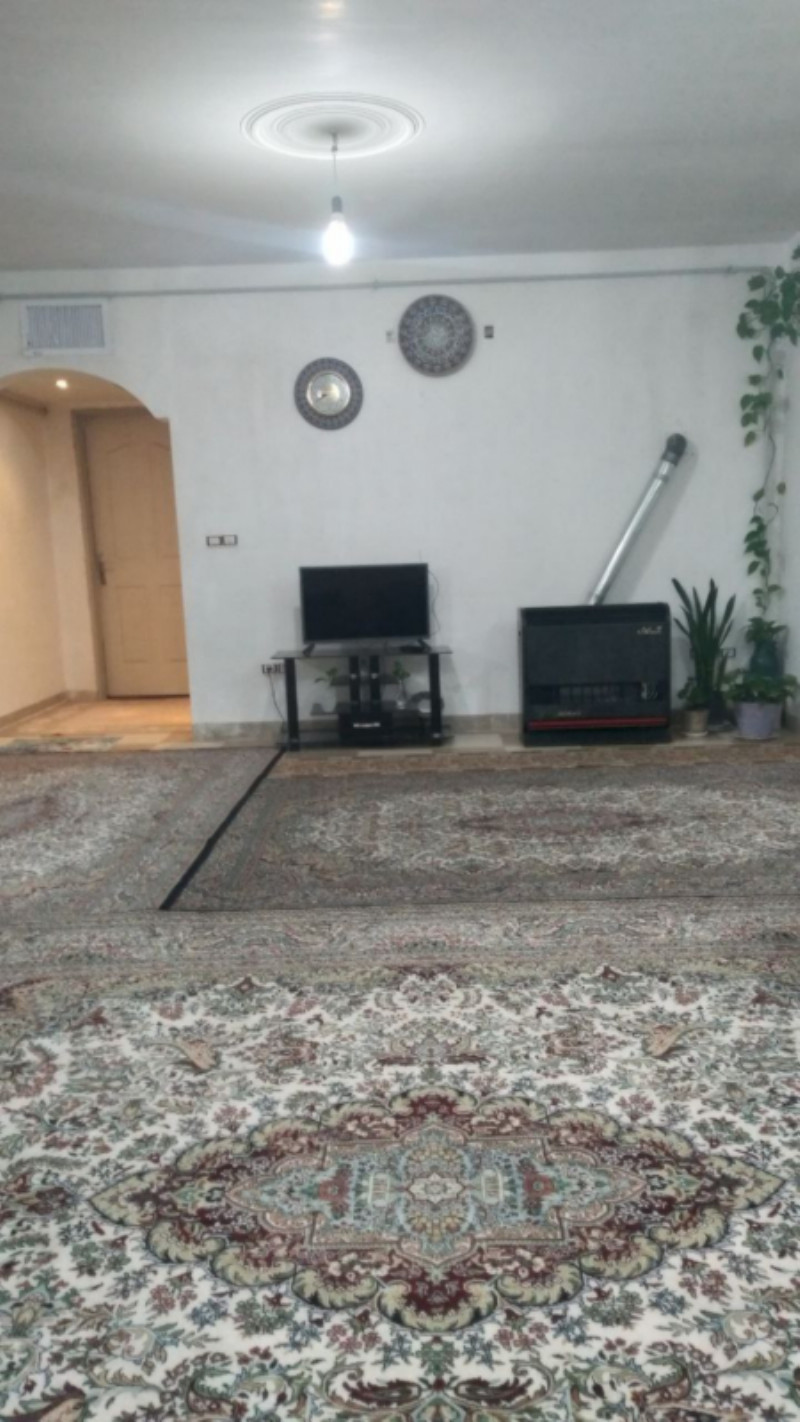 آپارتمان 95 متری دو خوابه در مسکن مهر ملایر