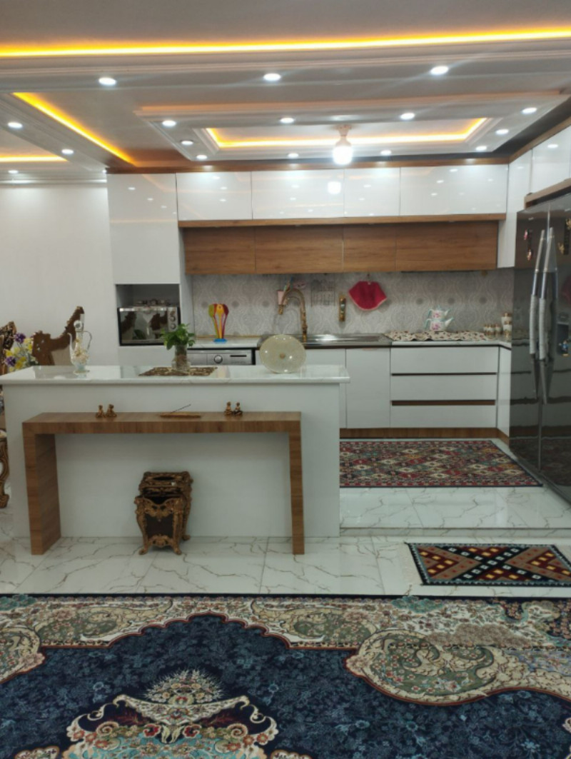 آپارتمان 130 متری یک خوابه در نامیله ملایر