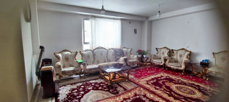 آپارتمان 82 متری دو خوابه در خیابان ورزش ملایر