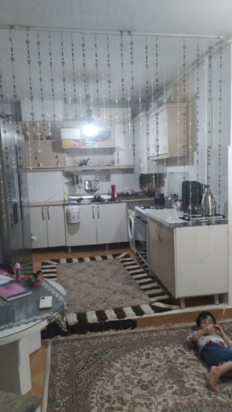 آپارتمان 71 متری دو خوابه در میدان سرو ملایر