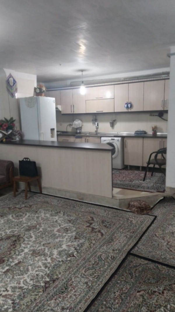 آپارتمان 95 متری دو خوابه در مسکن مهر ملایر