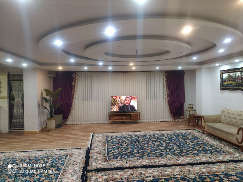 آپارتمان 123 متری دو خوابه در بلوار نبوت ملایر