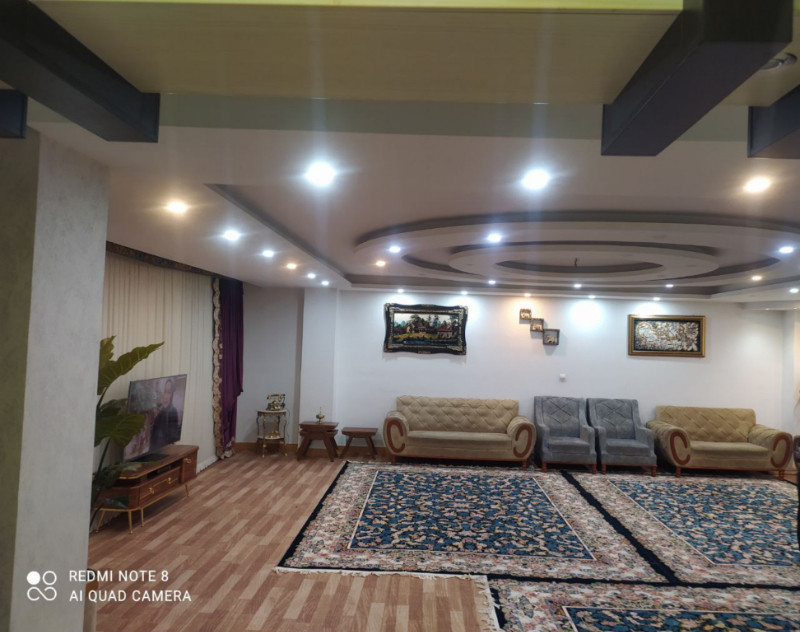 آپارتمان 123 متری دو خوابه در بلوار نبوت ملایر