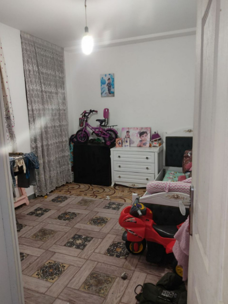 آپارتمان 73 متری دو خوابه در میدان جهاد ملایر