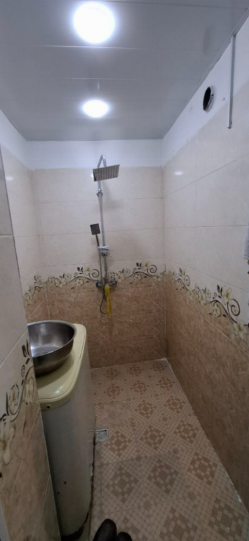 آپارتمان 140 متری دو خوابه در ملایر1268455357