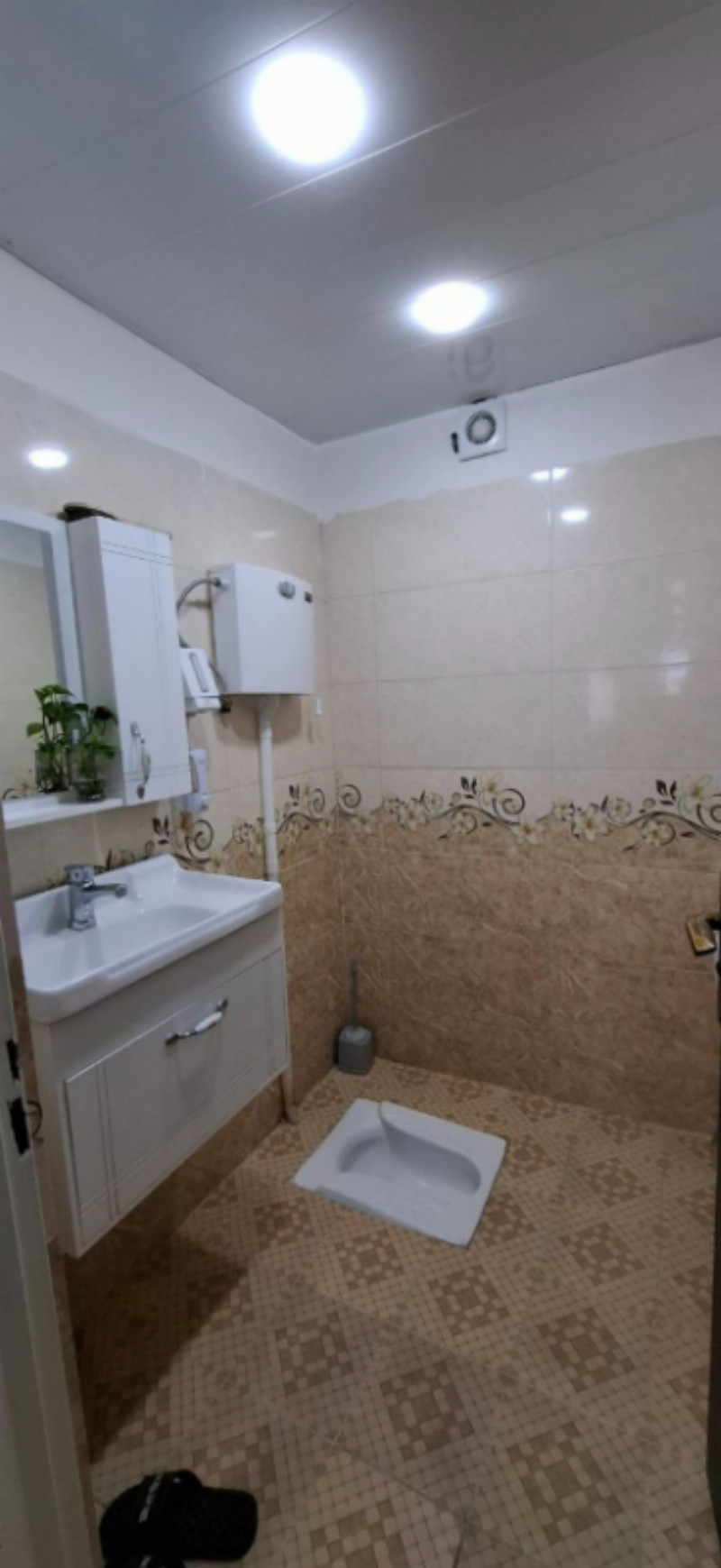 آپارتمان 140 متری دو خوابه در ملایر1268455361