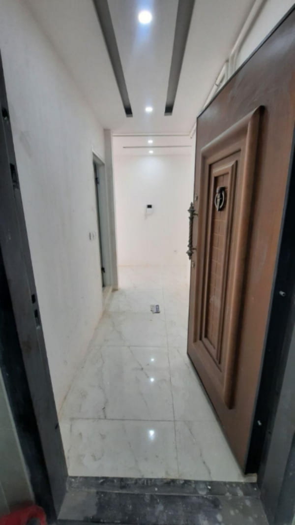 آپارتمان 125 متری دو خوابه در باغ ایرانی همدان