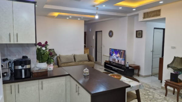 آپارتمان 75 متری دو خوابه در فاز 4 پرند