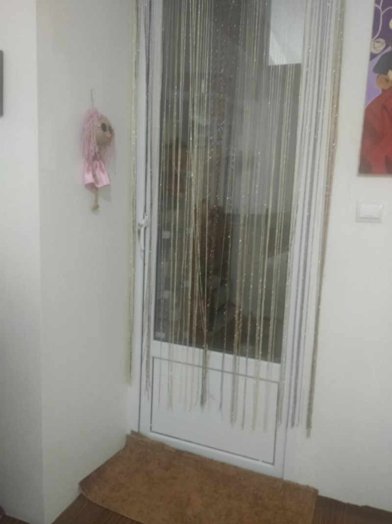 آپارتمان 145 متری سه خوابه در خیابان رنجبر ملایر1269915922