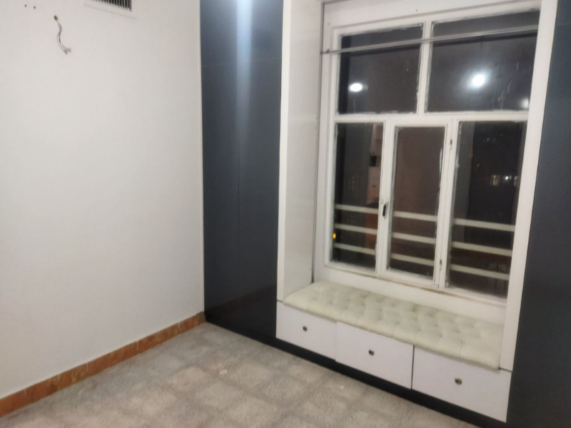 آپارتمان 74 متری یک خوابه در خیابان سعدی ملایر