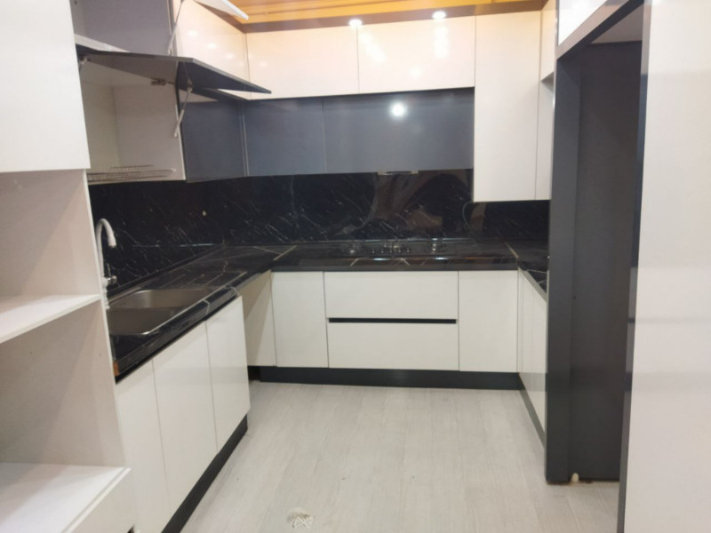 آپارتمان 74 متری یک خوابه در خیابان سعدی ملایر