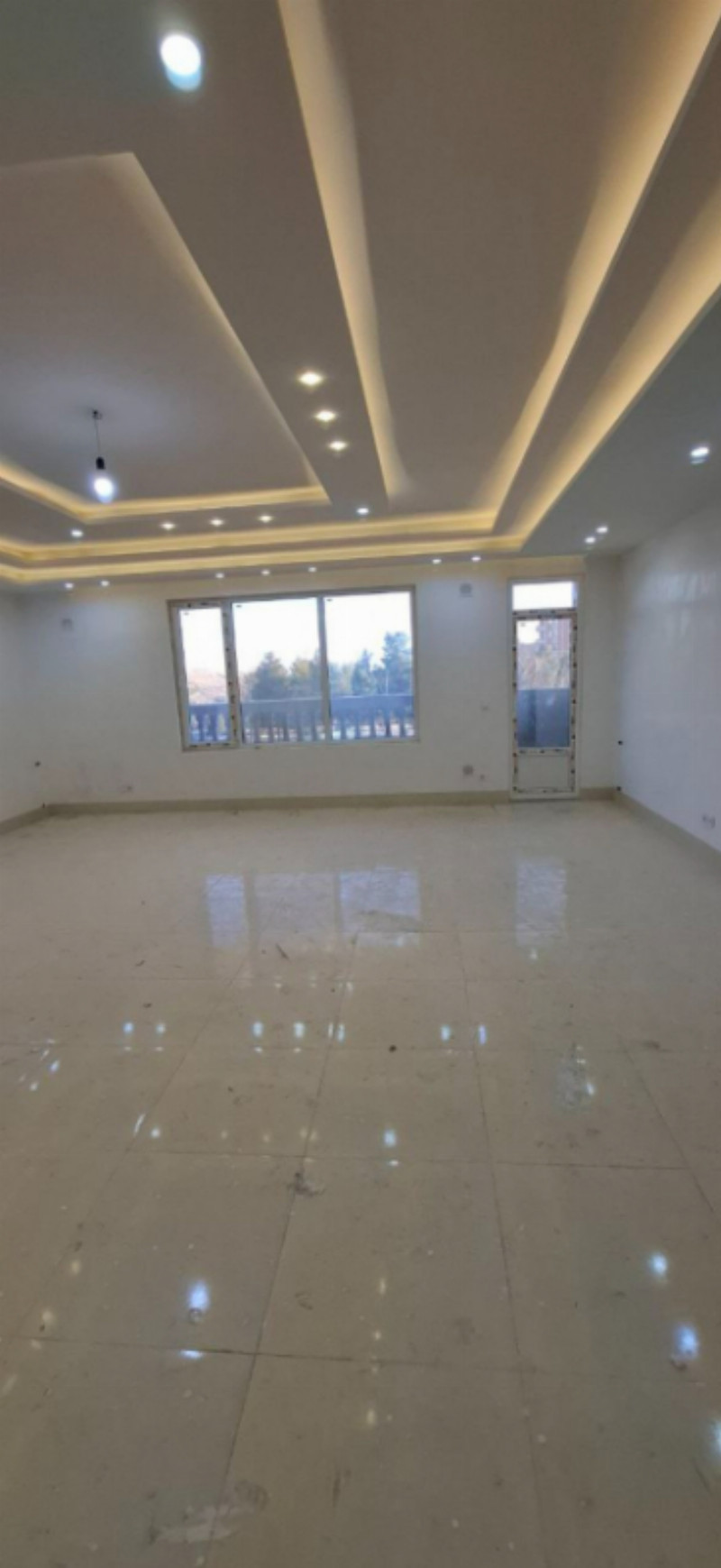 آپارتمان 155 متری سه خوابه در میدان قائم ملایر1269935936