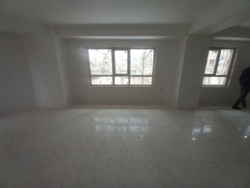 آپارتمان 85 متری دو خوابه در خیابان هوشنگ حاتمی ملایر1269885892