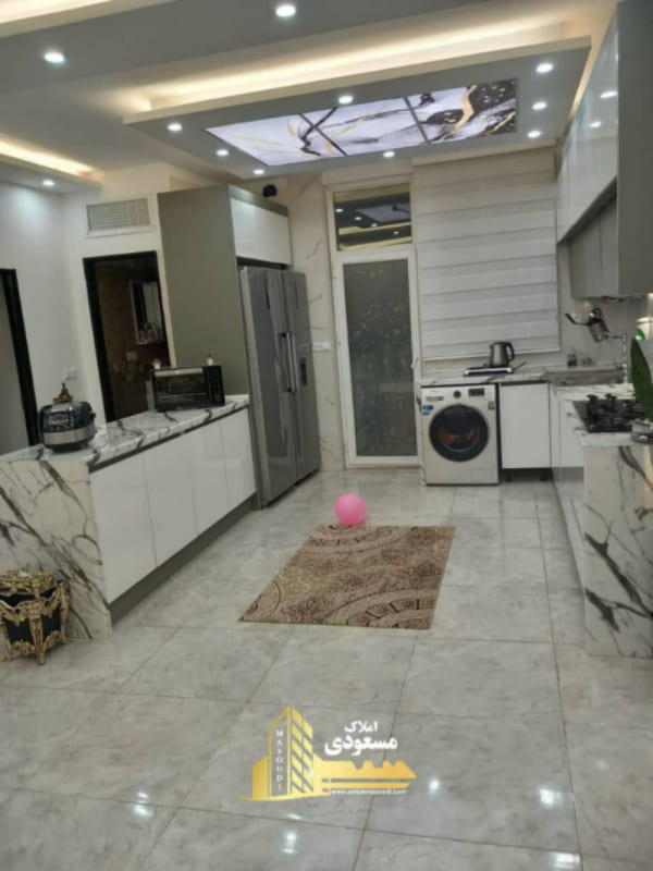 آپارتمان 100 متری دو خوابه در خیابان ولیعصر شهریار