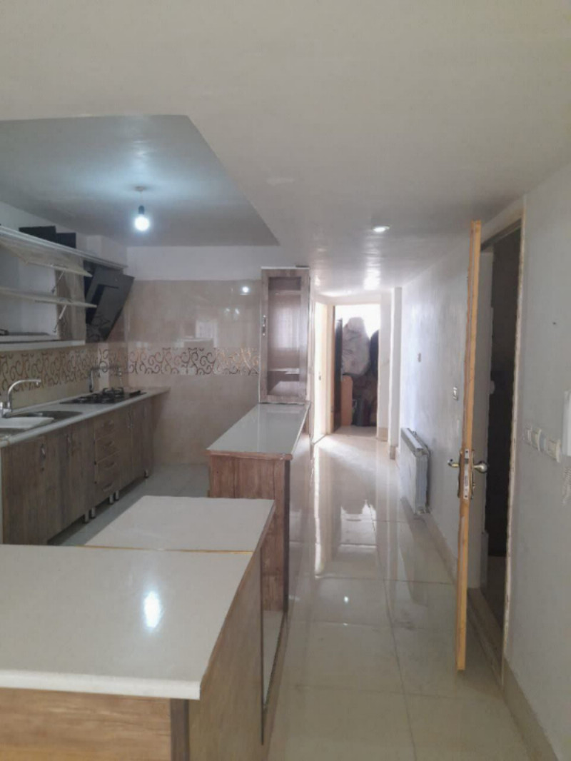 آپارتمان 98 متری دو خوابه در خیابان ادیب سبزوار