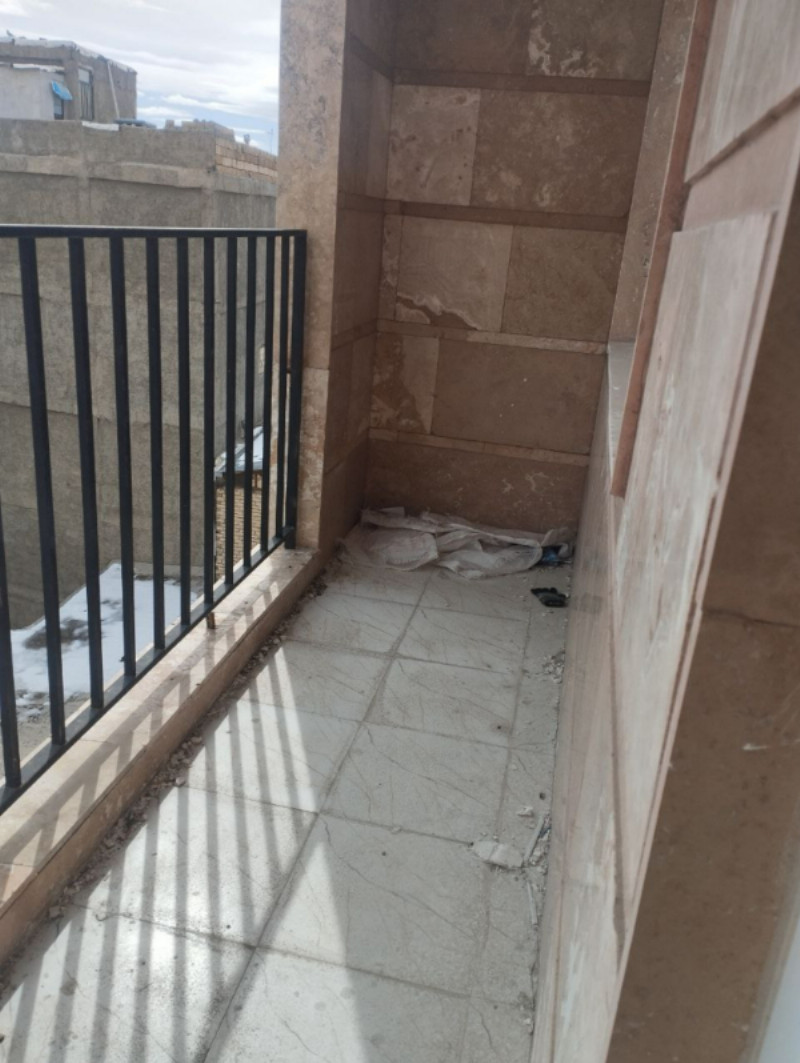 آپارتمان 176 متری سه خوابه در خیابان شهدا ملایر1273896807