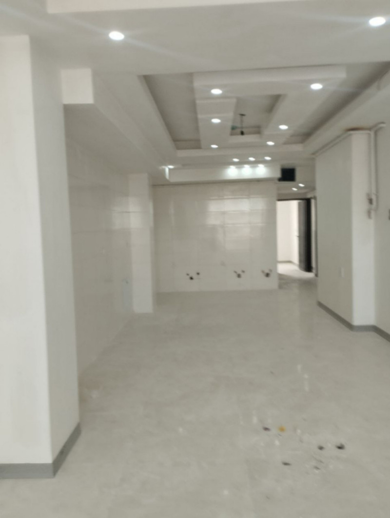 آپارتمان 176 متری سه خوابه در خیابان شهدا ملایر1273896802