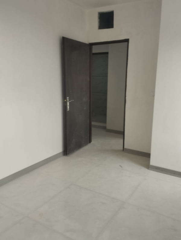 آپارتمان 176 متری سه خوابه در خیابان شهدا ملایر