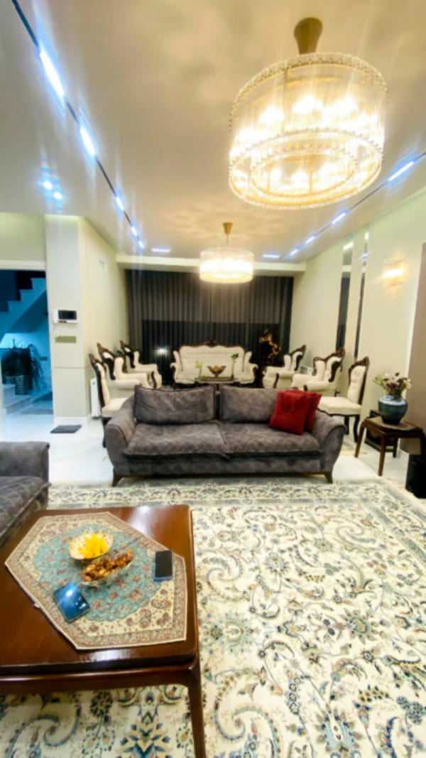 خانه 231 متری سه خوابه در خیابان مقداد یزد