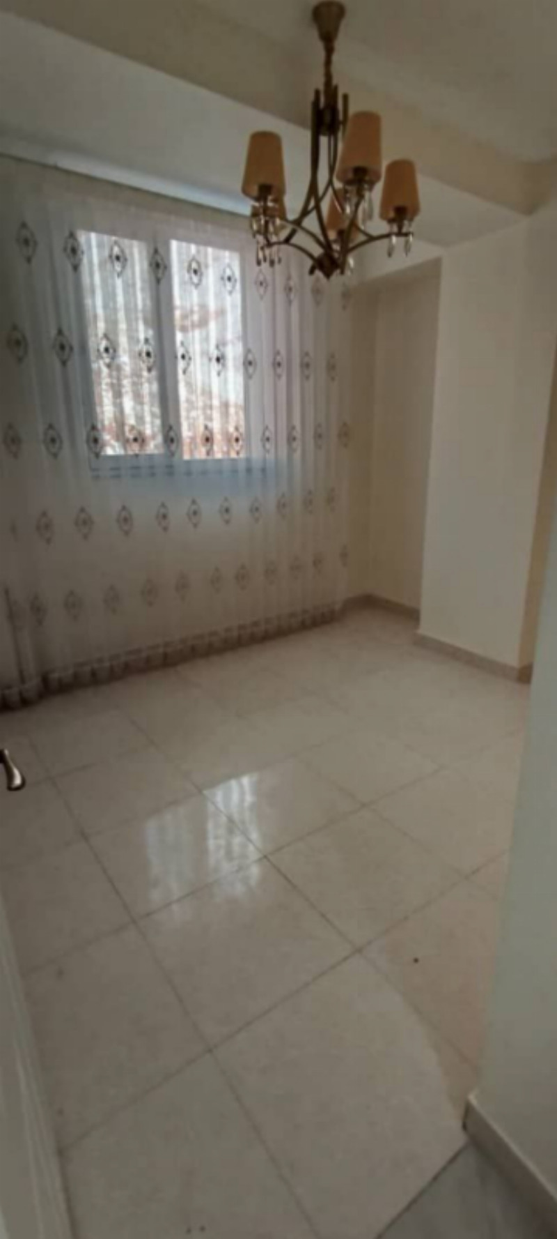 آپارتمان 107 متری دو خوابه در باغمیشه تبریز1275057077