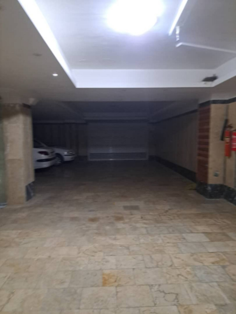 آپارتمان 110 متری دو خوابه در فاز 2 اندیشه1275337176