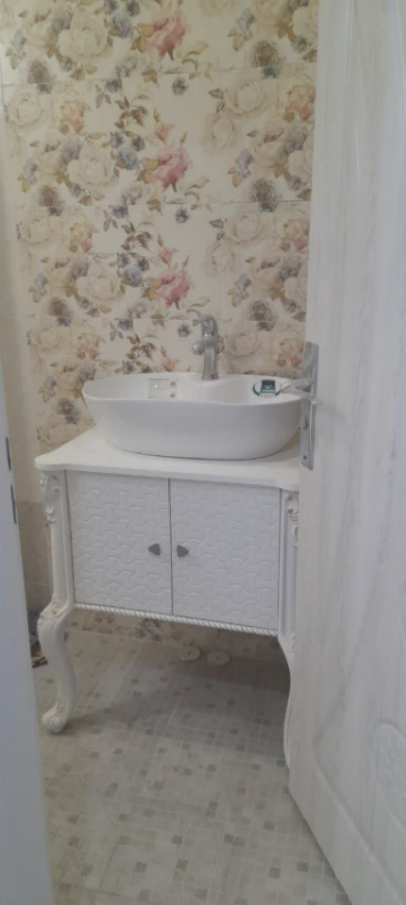 آپارتمان 170 متری سه خوابه در امیر شاهی سبزوار