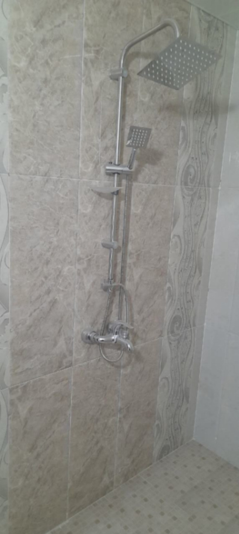 آپارتمان 170 متری سه خوابه در امیر شاهی سبزوار