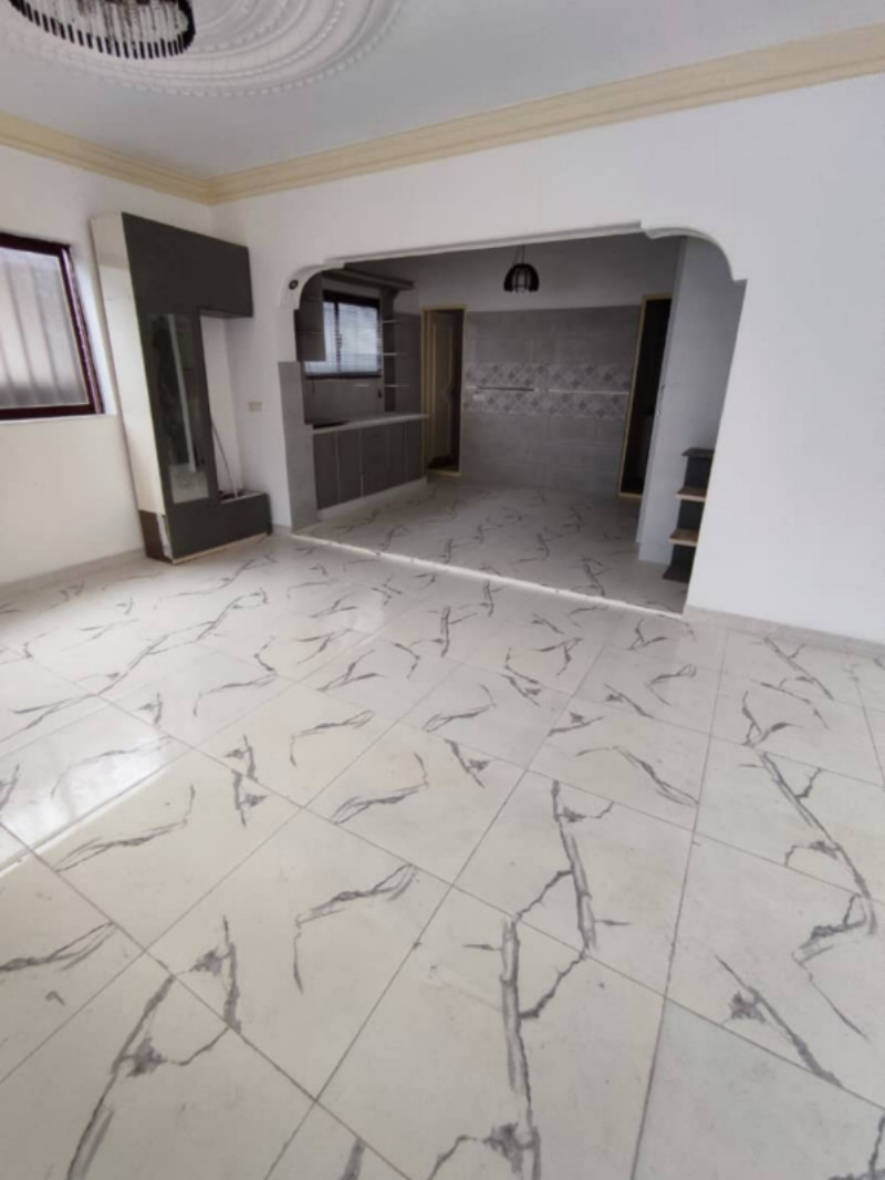 آپارتمان 85 متری یک خوابه در فریدون کنار