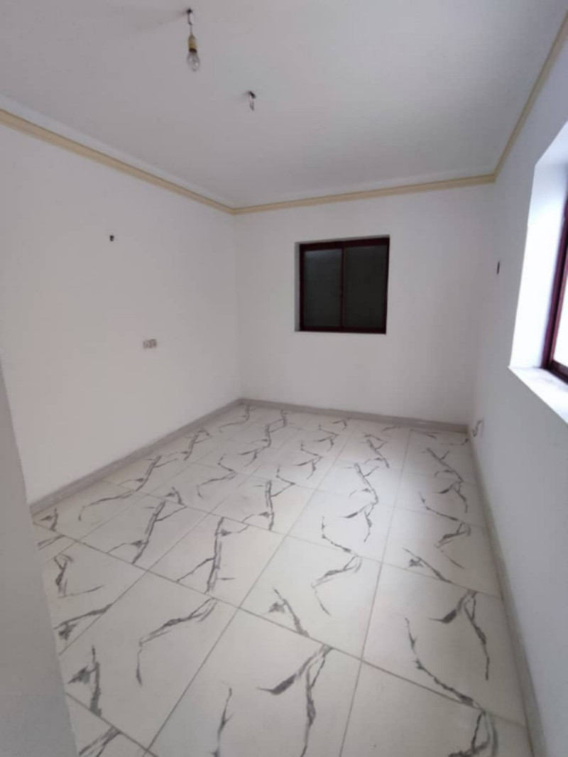 آپارتمان 85 متری یک خوابه در فریدون کنار