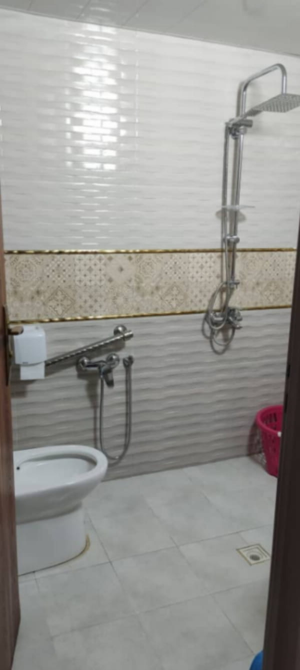 آپارتمان 140 متری سه خوابه در برازنده اصفهان