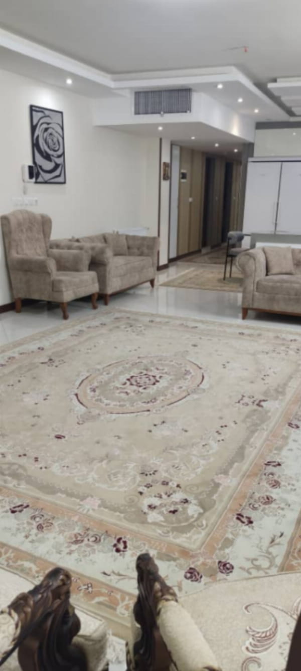 آپارتمان 140 متری سه خوابه در برازنده اصفهان