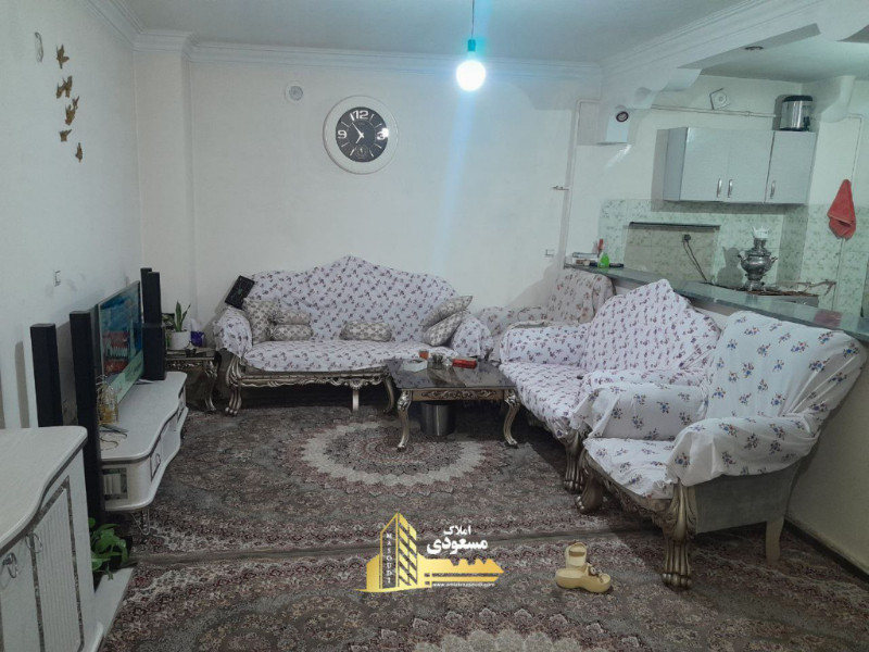 آپارتمان 60 متری در میدان امام خمینی شهریار