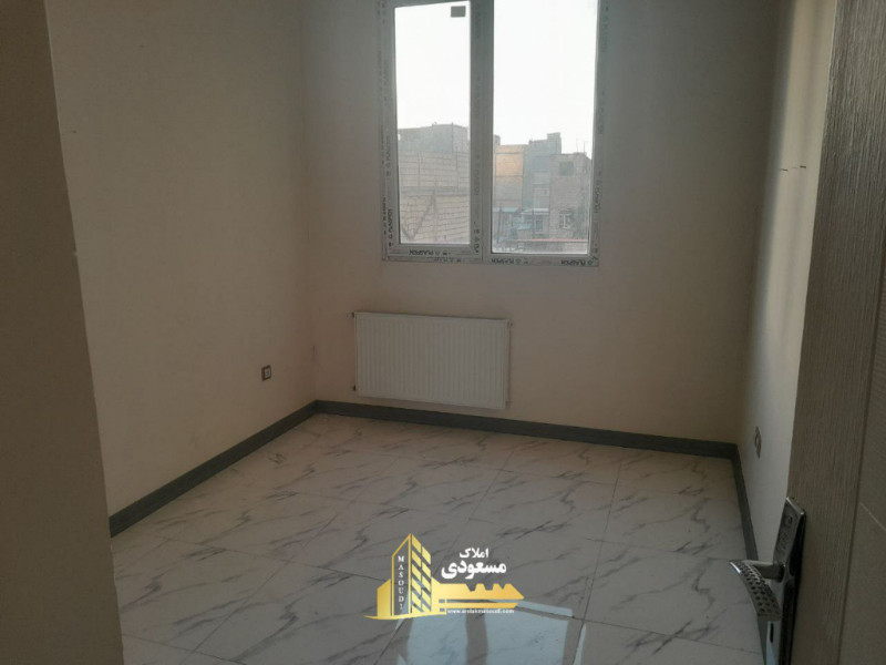 آپارتمان 130 متری سه خوابه در میدان امام خمینی شهریار