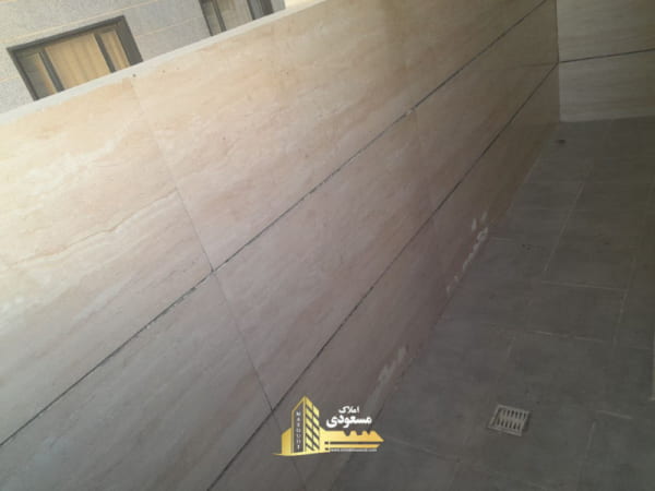 آپارتمان 130 متری سه خوابه در میدان امام خمینی شهریار