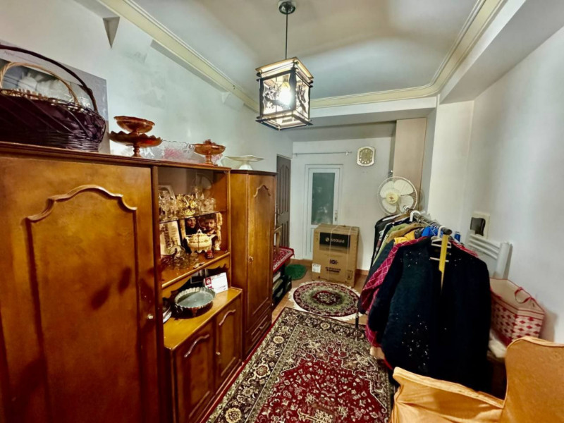 آپارتمان 101 متری دو خوابه در کوی نصر تبریز1282339785