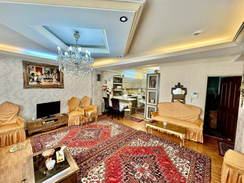 آپارتمان 101 متری دو خوابه در کوی نصر تبریز1282339787