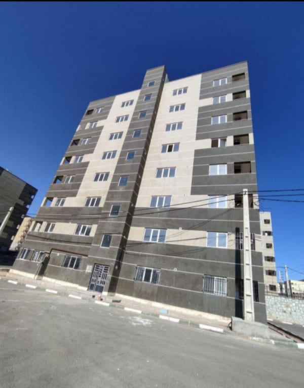 آپارتمان 74 متری دو خوابه در فاز 5 پرند با وام