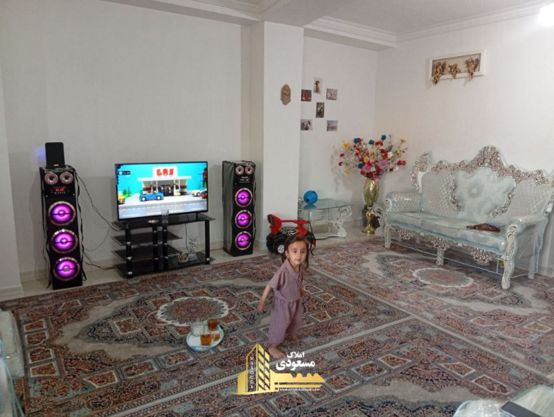 آپارتمان 80 متری دو خوابه در خیابان ولیعصر شهریار
