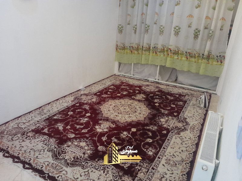 آپارتمان 180 متری دو خوابه در میدان امام خمینی شهریار