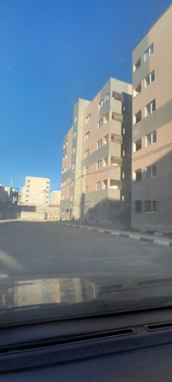 آپارتمان 350 متری دو خوابه در فاز 5 پرند با وام