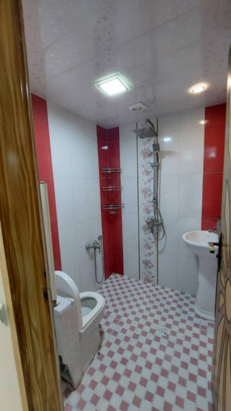 آپارتمان 155 متری سه خوابه در برازنده اصفهان12850010540