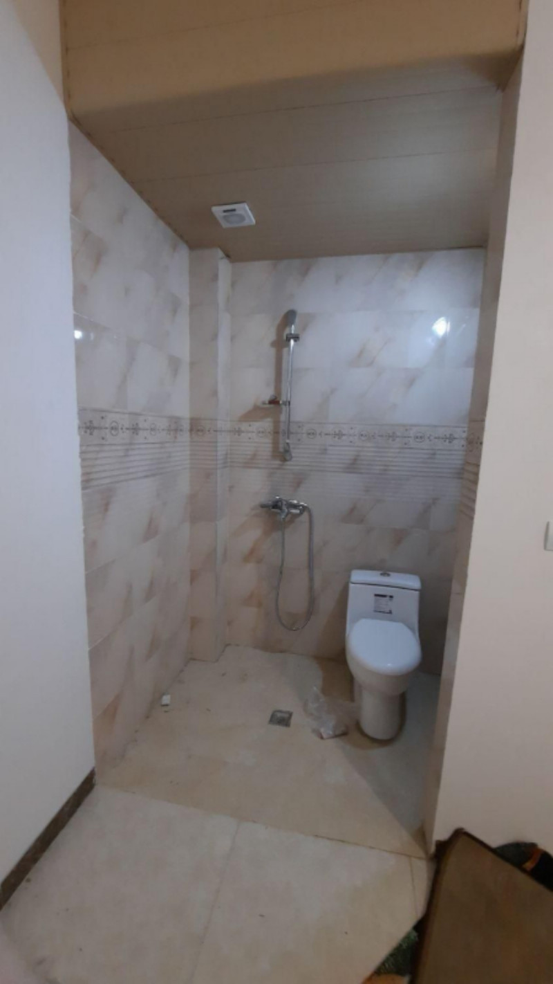 آپارتمان 227 متری چهارخوابه در طالقانی همدان12852810593