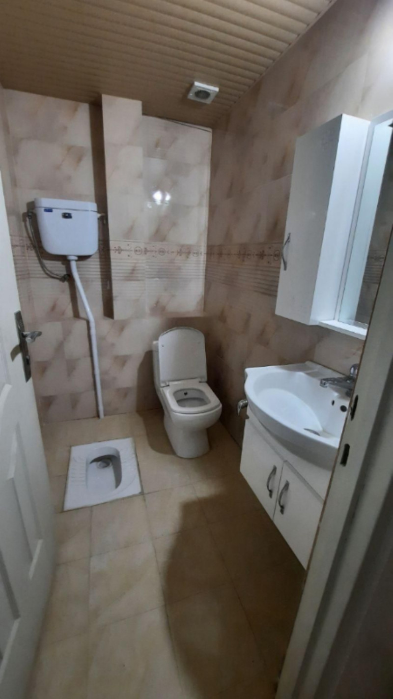 آپارتمان 227 متری چهارخوابه در طالقانی همدان12852810602