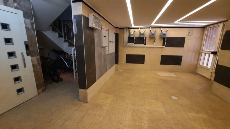 آپارتمان 227 متری چهارخوابه در طالقانی همدان12852810604