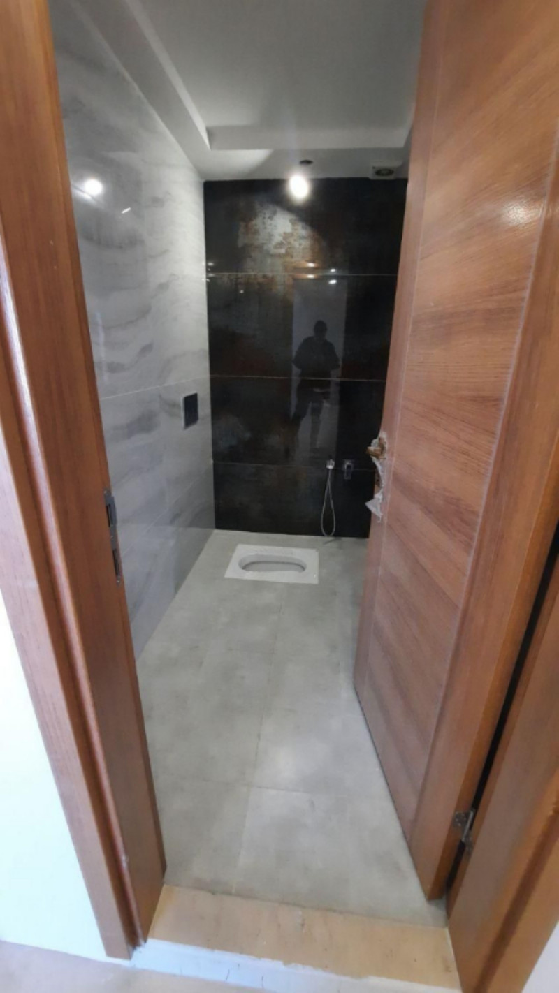 آپارتمان 202 متری سه خوابه در جهان نما همدان12853110640