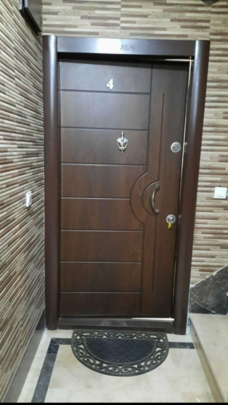 آپارتمان 105 متری دو خوابه در متخصصین همدان12857910744