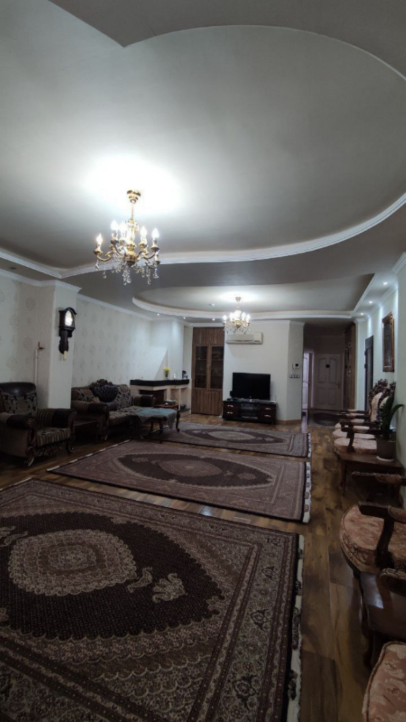 آپارتمان 165 متری سه خوابه در ولیعصر تبریز12856210699