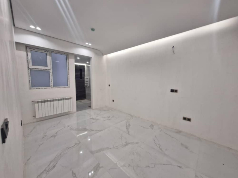 آپارتمان 135 متری سه خوابه در رکنی همدان12857810721